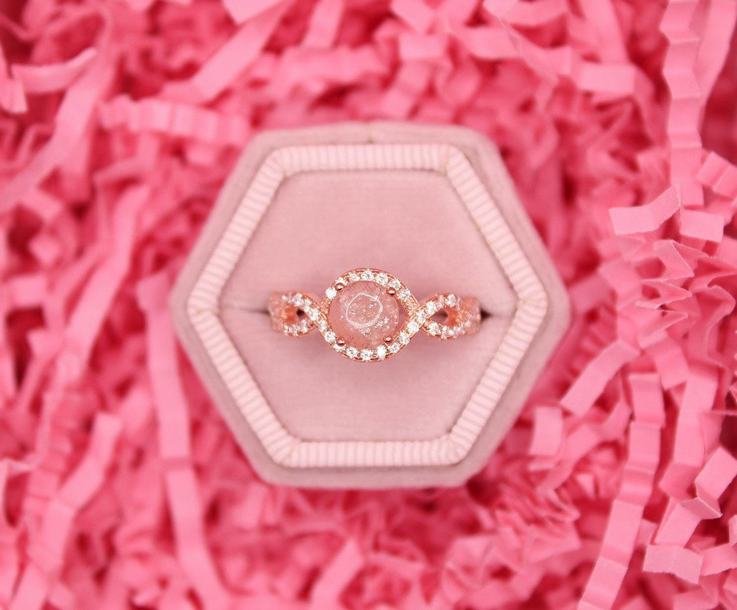 Southern Charm Memorial Ring for Ashes, Hair, Fabric, Breastmilk