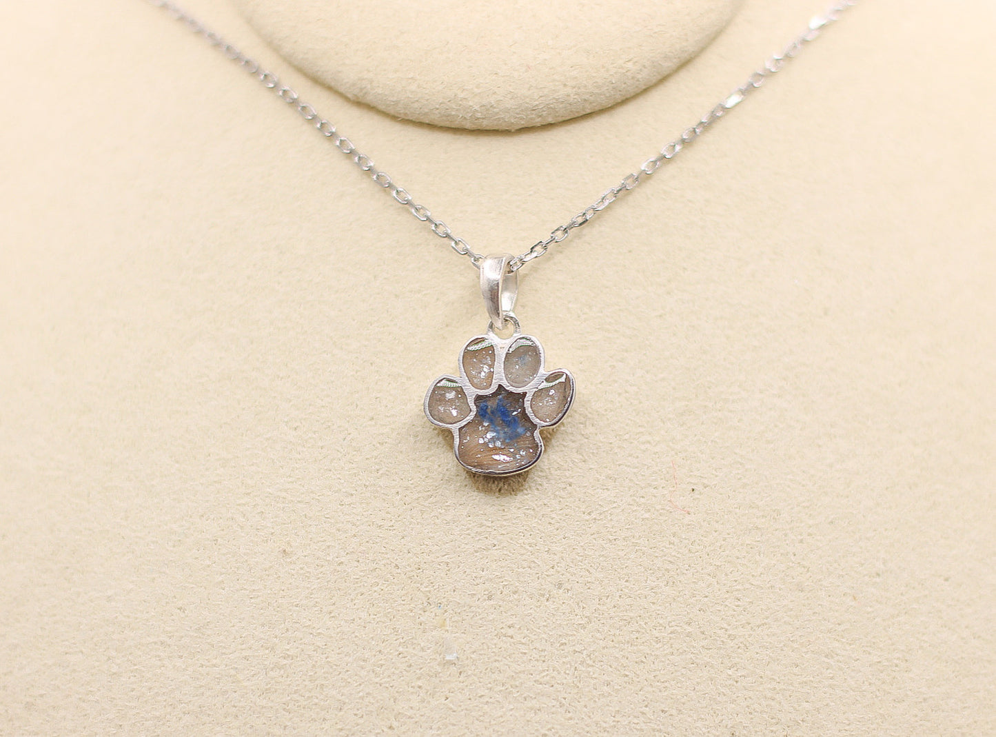Pawprints on my heart