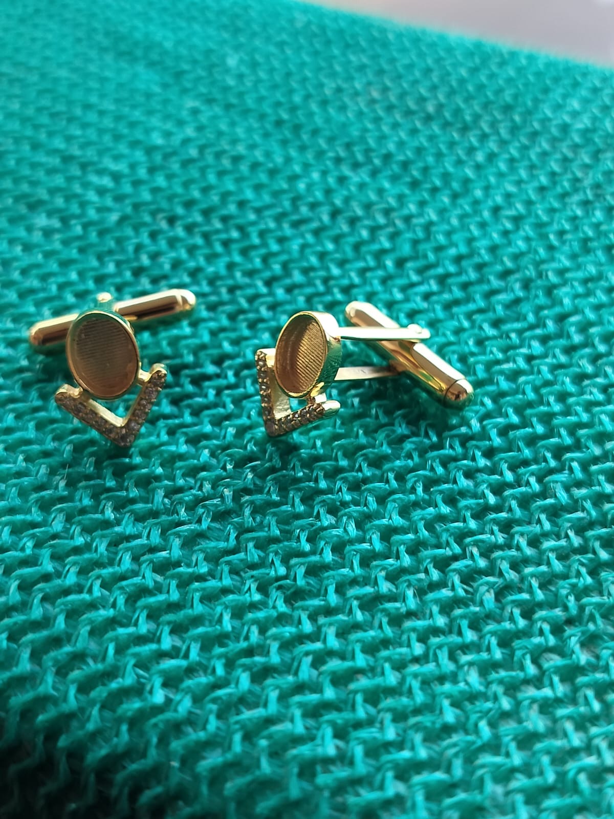 The 68 Special Historical Cufflinks | Authenticated Memorabilia Inclusion Cufflinks