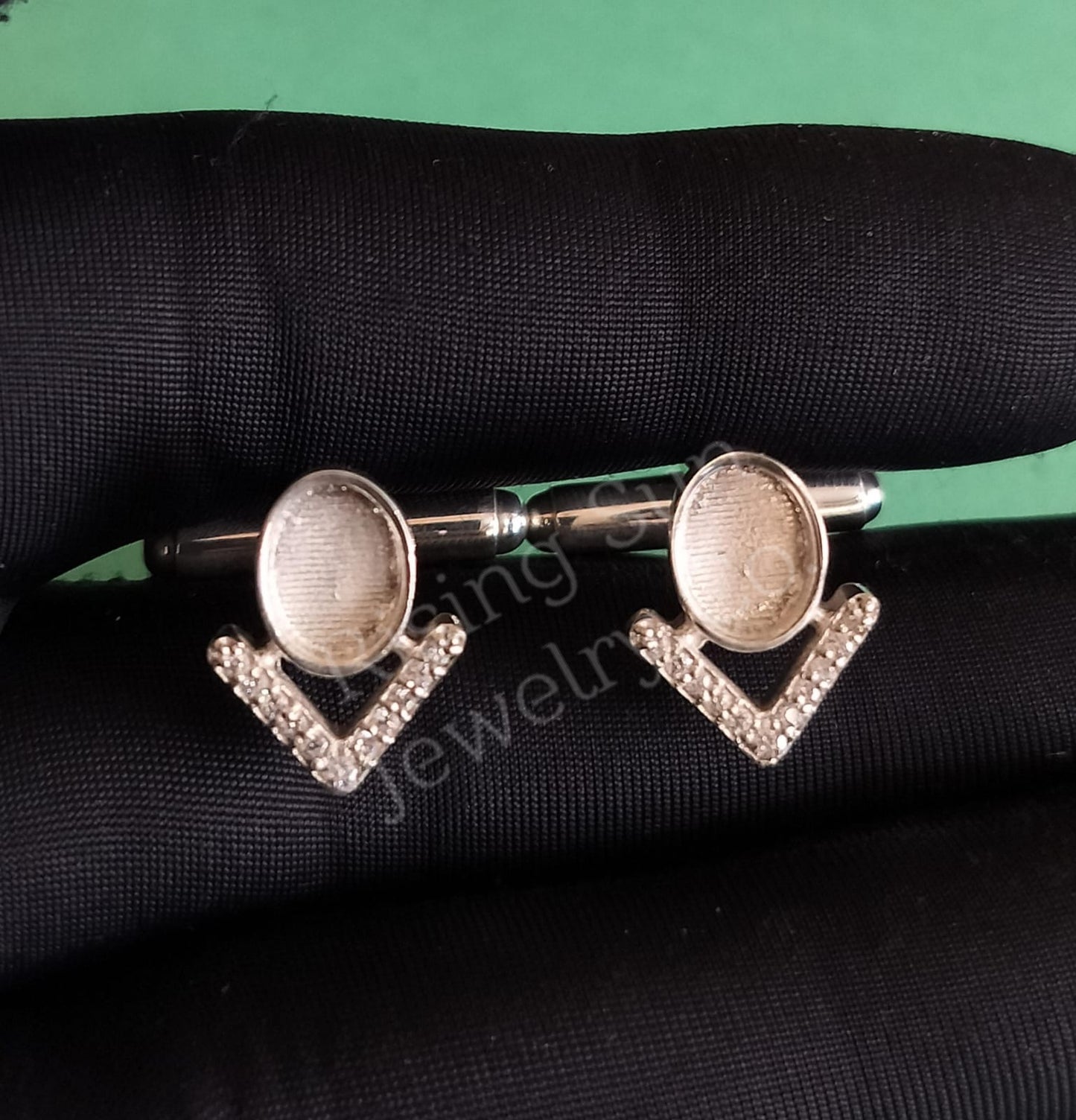The 68 Special Historical Cufflinks | Authenticated Memorabilia Inclusion Cufflinks