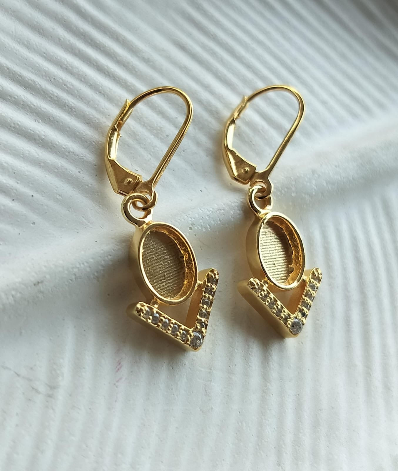 The 68 Special Drop Earrings | Authenticated Historical Clothing Swatch Earrings